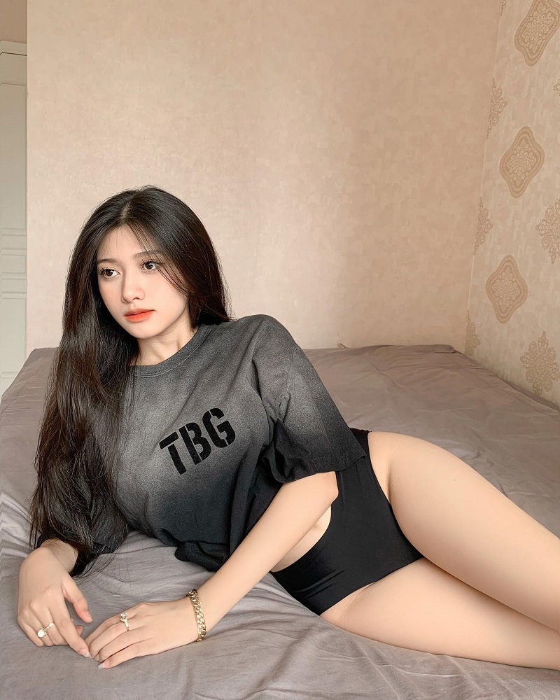 Ảnh Hotgirl Lê Thị Thùy Trang sexy 3