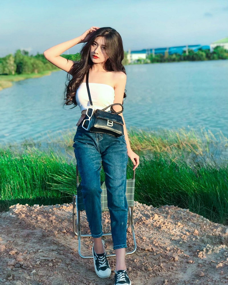 Ảnh Hotgirl Lê Thị Thùy Trang sexy 13