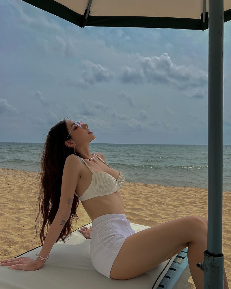 Ảnh hotgirl Phạm Thanh Huyền bikini sexy 1