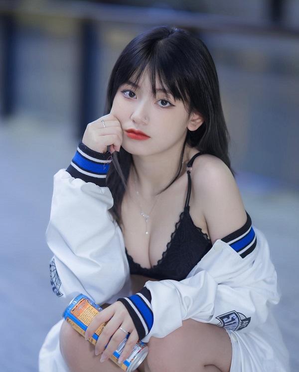 Tiktoker Nguyễn Đa Phương sexy 11