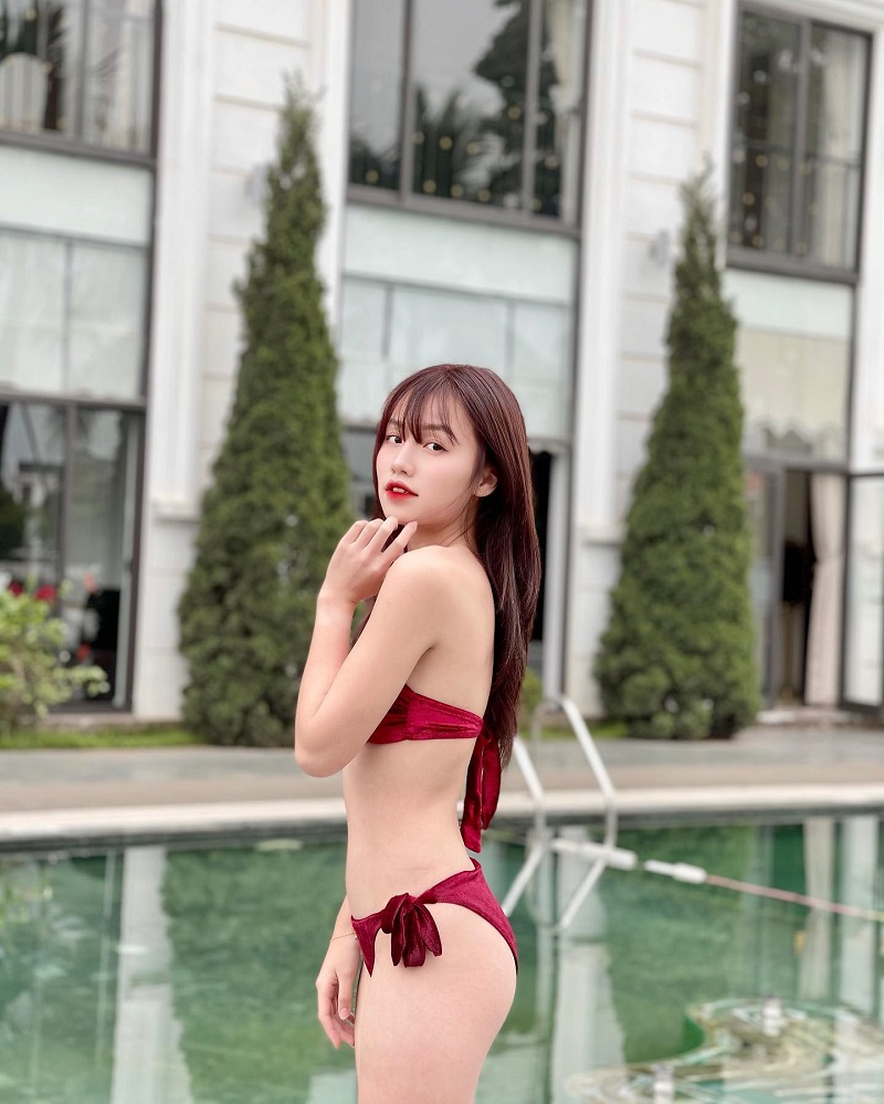 Hình ảnh Thị Nhung bikini 14