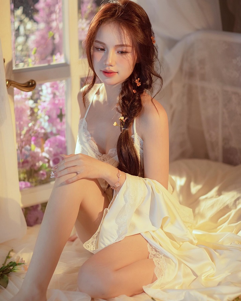 Hình ảnh Thị Nhung sexy gợi cảm 40