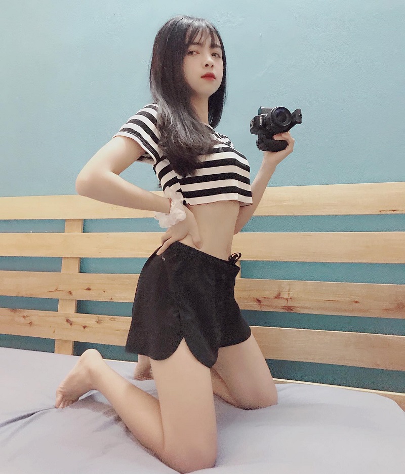 tiktoker Lộc Ánh Thu sexy 16