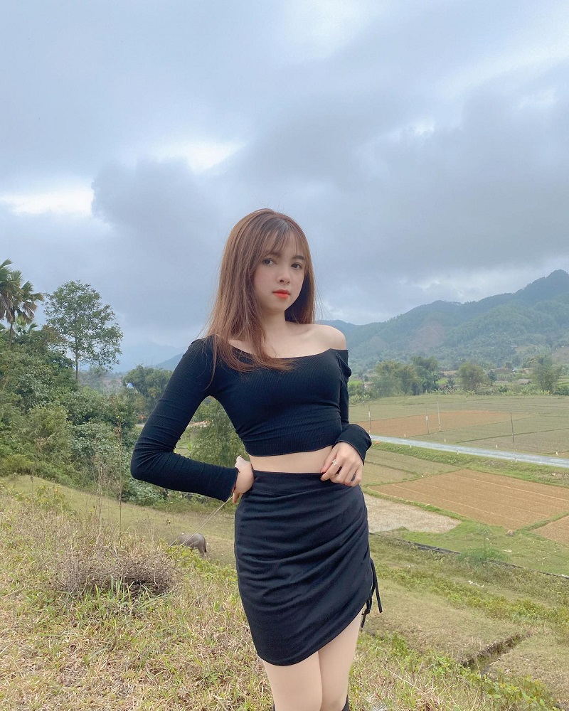 tiktoker Lộc Ánh Thu sexy 9