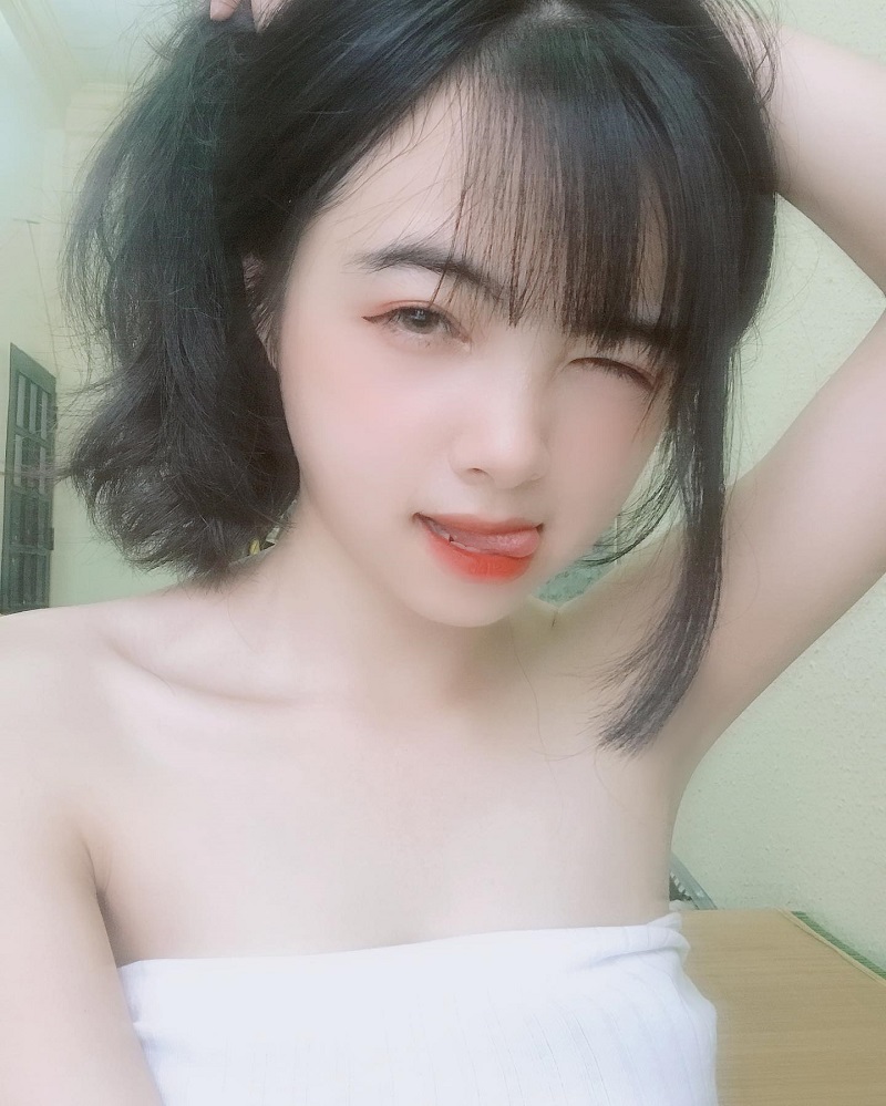 tiktoker Lộc Ánh Thu sexy 2