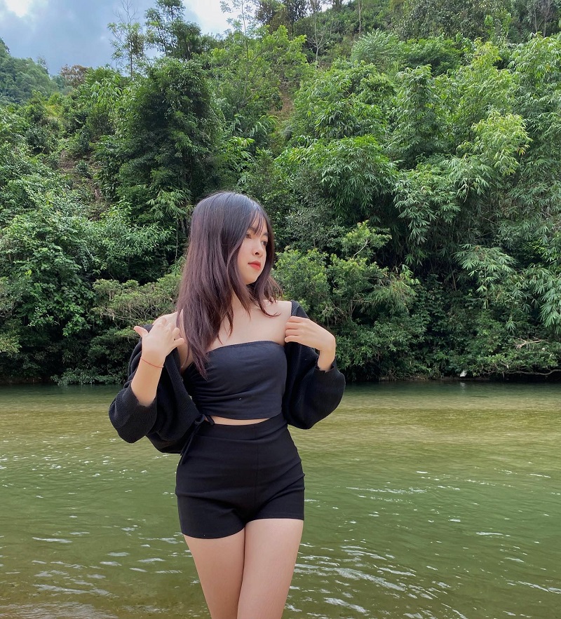 tiktoker Lộc Ánh Thu sexy 23