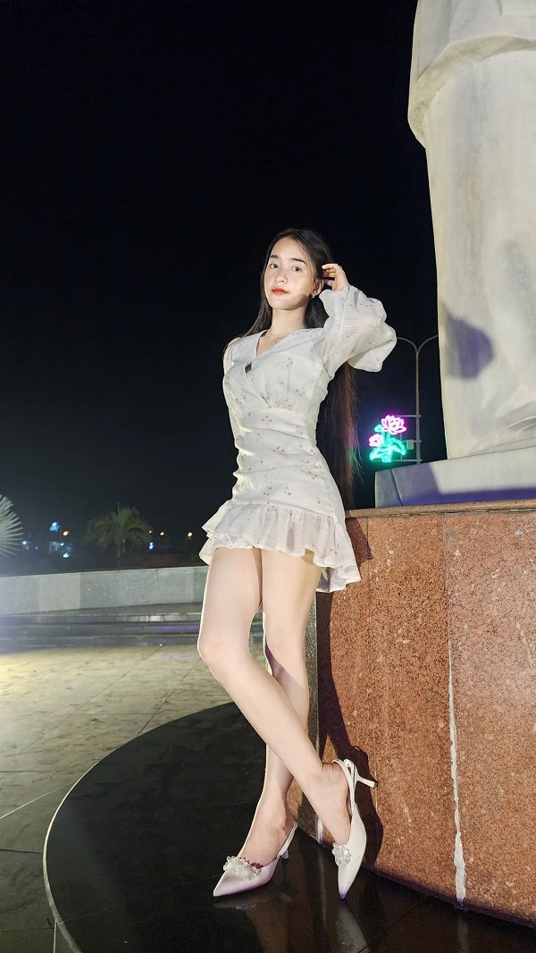 Hình ảnh tiktoker Yona Cươn xinh đẹp 14