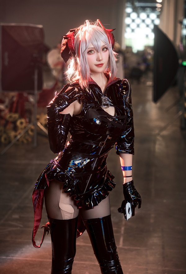 Ảnh gái xinh cosplay anime 38