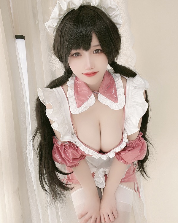 Ảnh gái xinh cosplay hầu gái 2