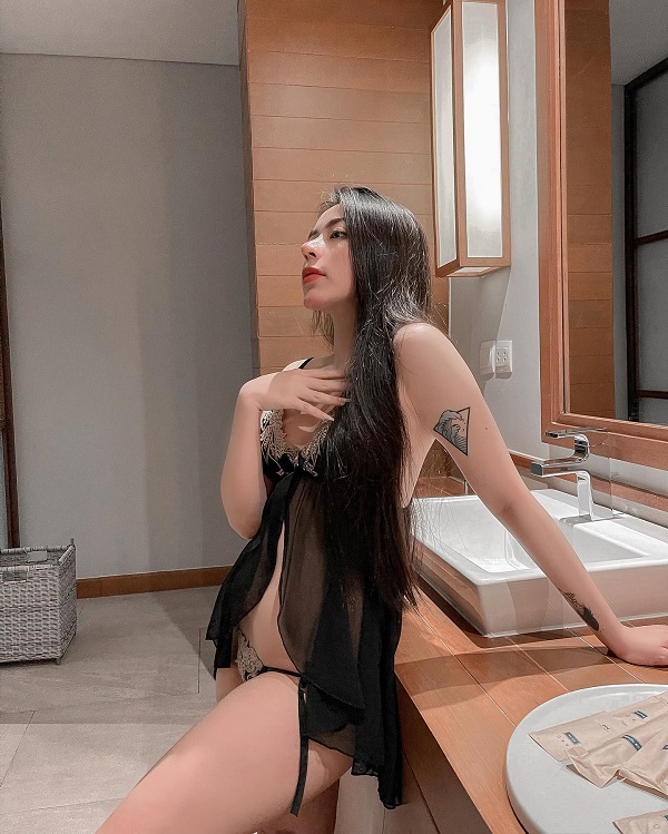 hotgirl Huỳnh Lâm Tố Ngân bikini 7