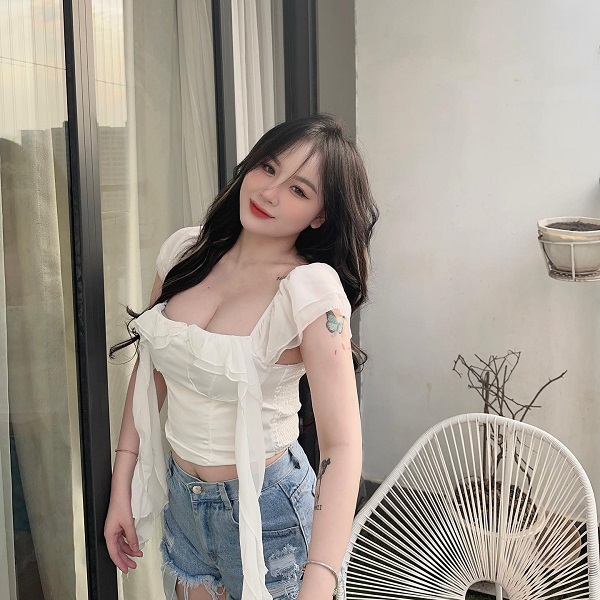 Ảnh Tiktoker Min Min sexy 16