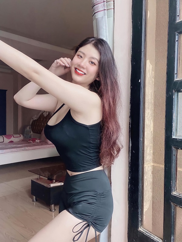 Ảnh TikTok Tô Quỳnh Hương sexy với vòng 1 khủng 5