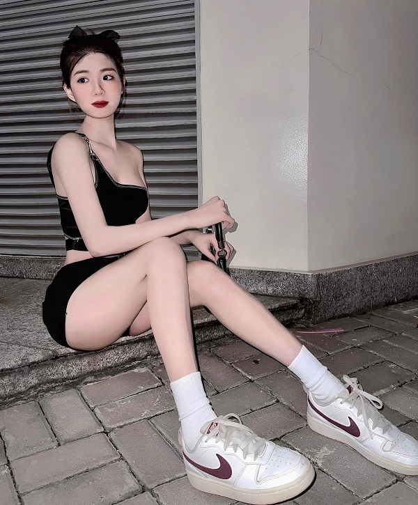 Hình ảnh Trà Hạ Linh Sexy 28