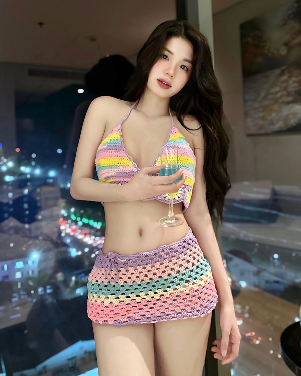 Hình ảnh Trà Hạ Linh Sexy 16