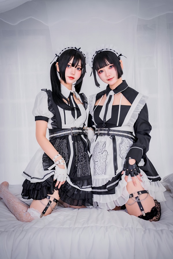 Ảnh gái xinh cosplay hầu gái 31