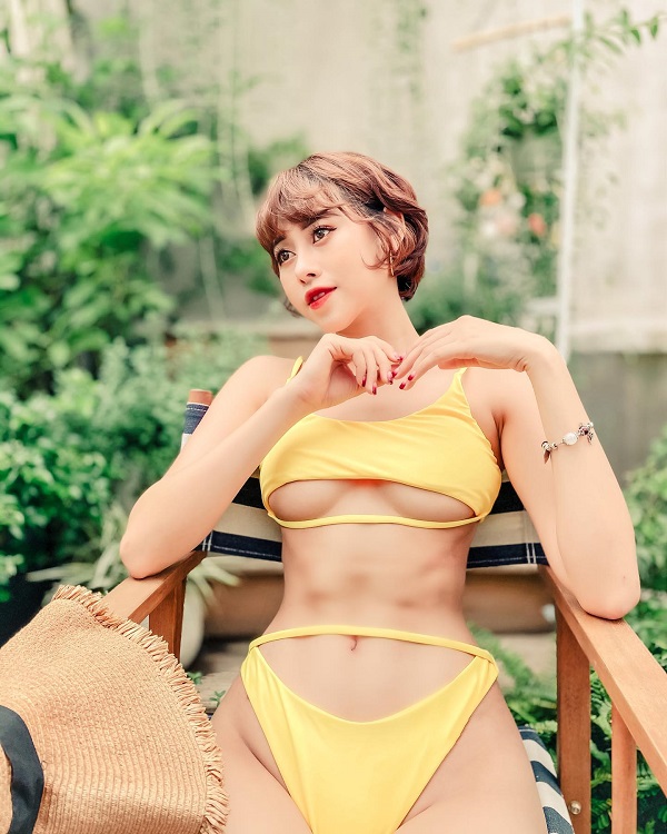  Việt Phương Thoa bikini 10