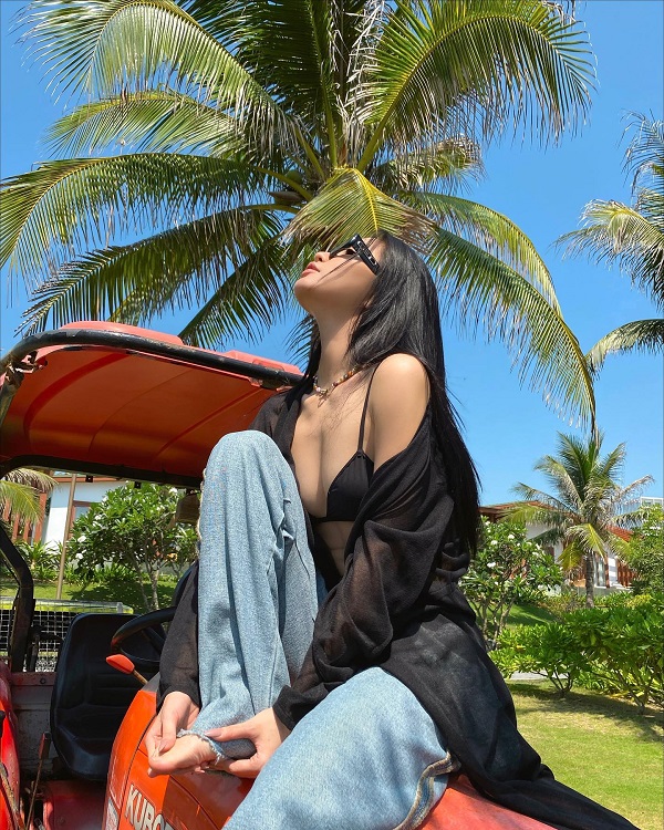 Ảnh ca sĩ Bích Phương sexy 8