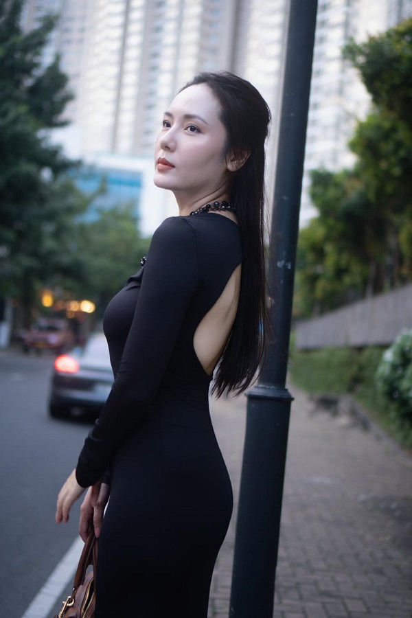 Ảnh ca sĩ Phương Linh sexy quyến rũ 5