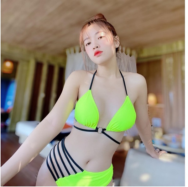 Ảnh diễn viên Puka bikini 3