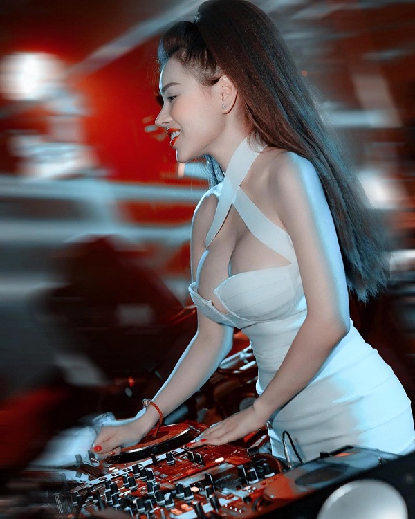 Ảnh DJ Kat sexy 25