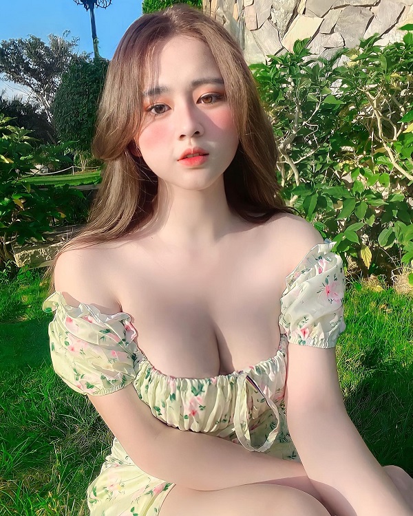 Ảnh hotgirl Nguyễn Dương Hồng Hân sexy 11