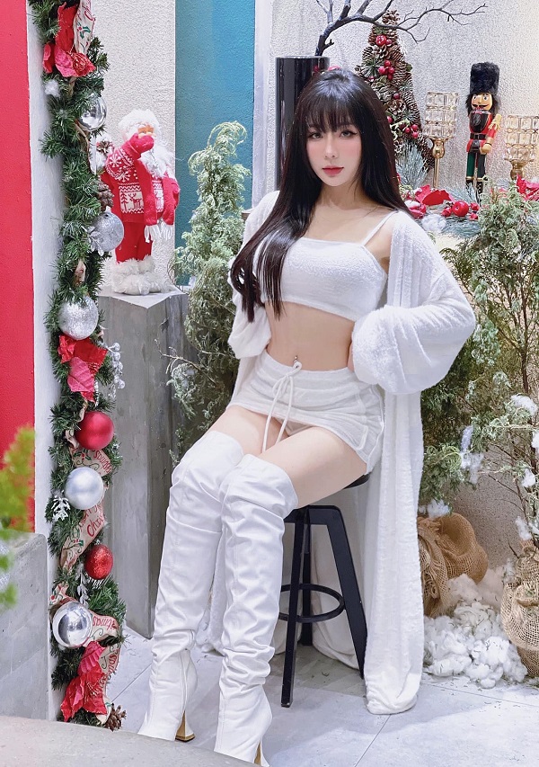 hotgitl Phạm Hồng Nhung sexy 5