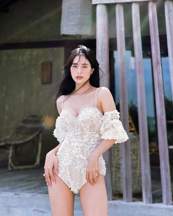 Hình ảnh Ca nương Kiều Anh sexy 9