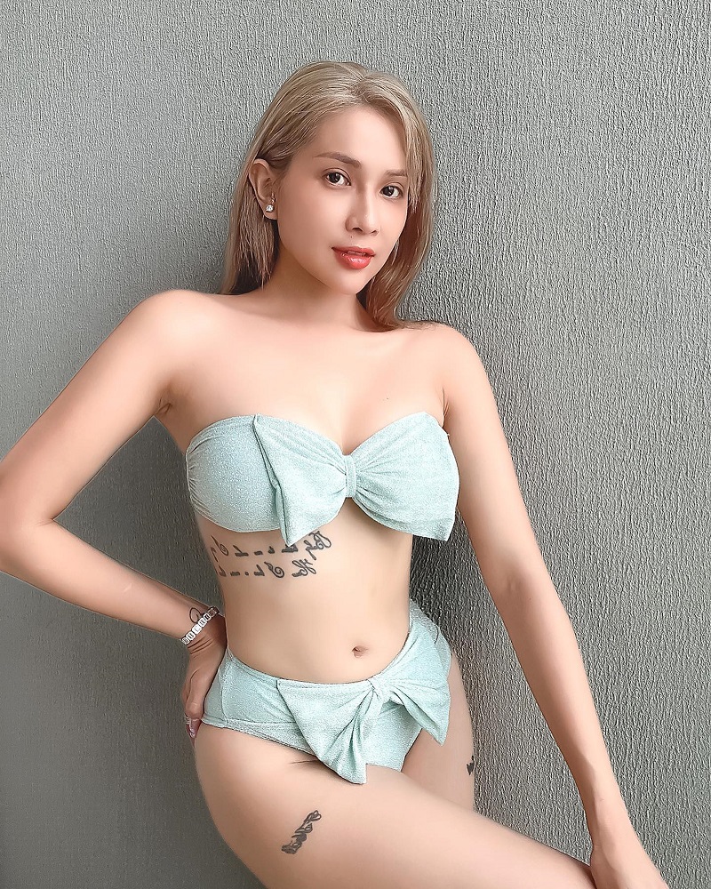 Ảnh diễn viên Khả Như bikini 16