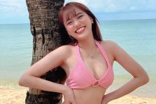 99+ Ảnh ca sĩ Emma Nhất Khanh bikini khoe vòng một căng tròn