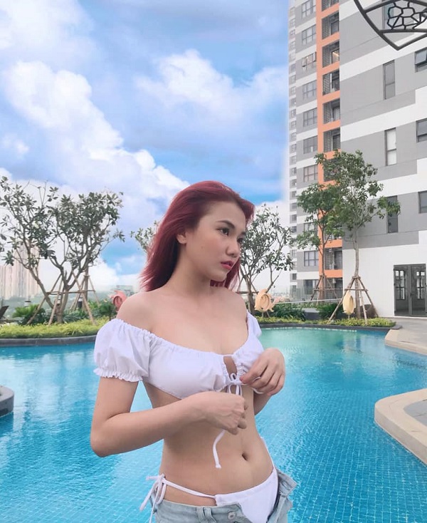 Ảnh ca sĩ Emma Nhất Khanh bikini 16