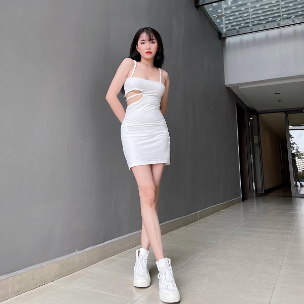 Ảnh ca sĩ Emma Nhất Khanh sexy 9