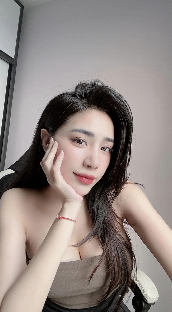 Ảnh diễn viên Hương Su sexy xinh đẹp 13