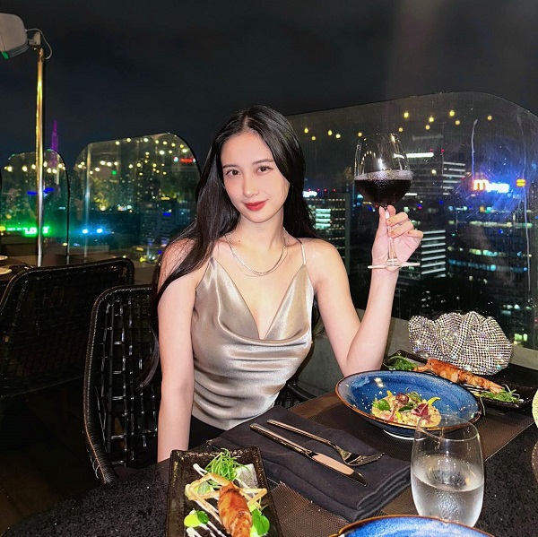 Ảnh diễn viên Jun Vũ sexy xinh đẹp 1