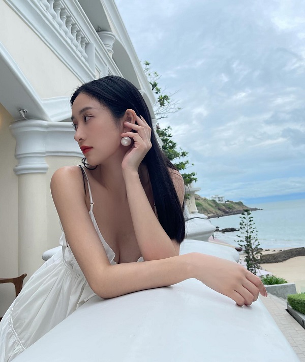 Ảnh diễn viên Jun Vũ sexy xinh đẹp 15