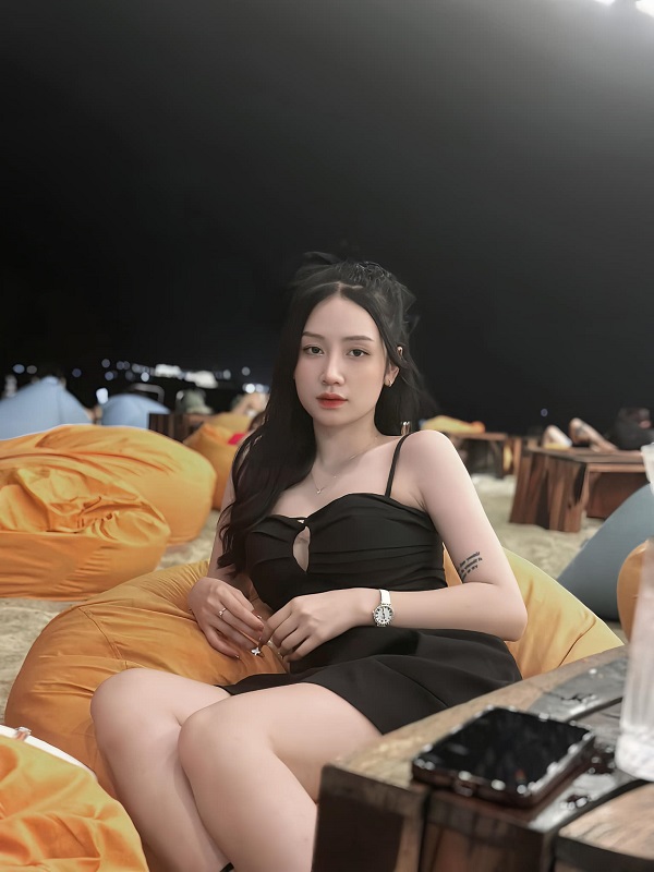 Ảnh diễn viên Quỳnh Moon sexy xinh đẹp 3