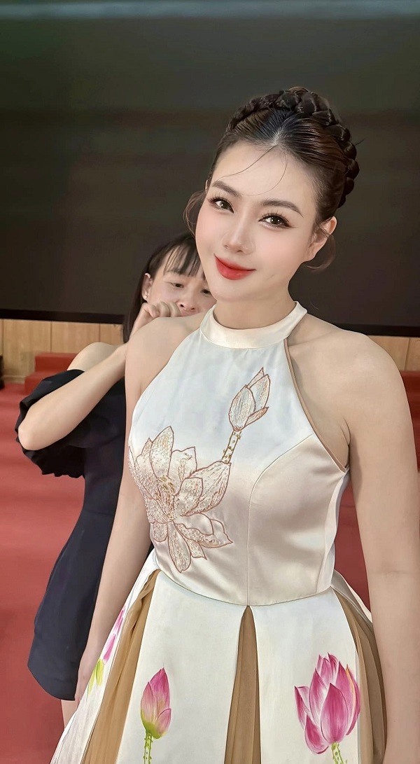 Ảnh diễn viên Thanh Hương sexy xinh đẹp 18