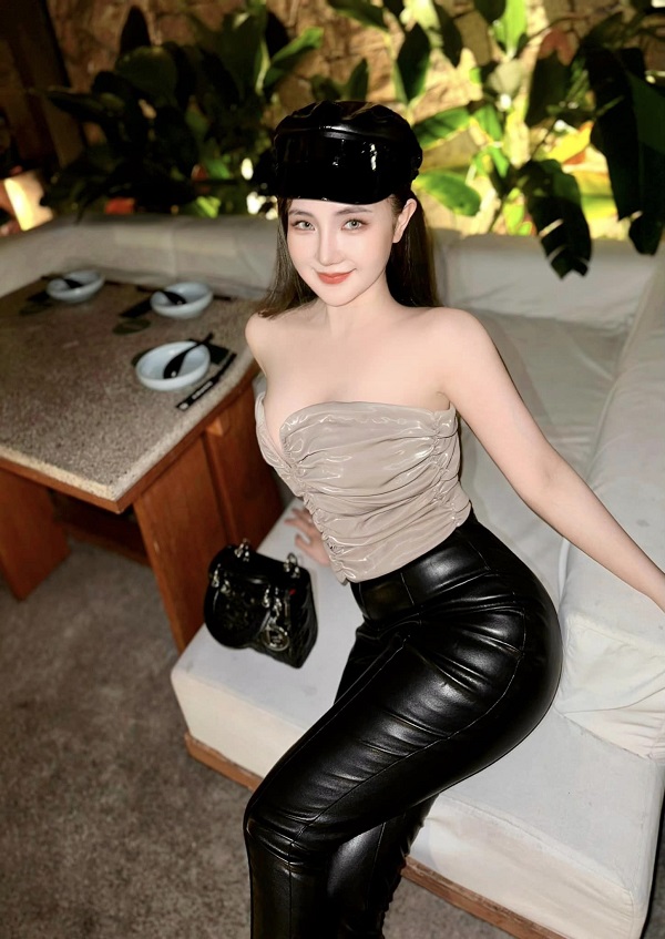 Ảnh hotgirl Kim Uyên sexy xinh đẹp 8