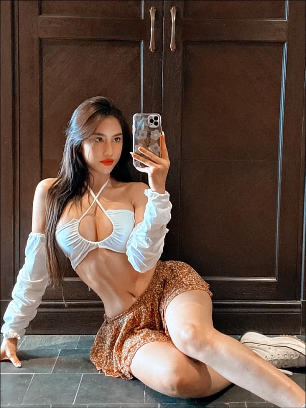 Ảnh hotgirl Trang Tracy sexy gợi cảm 6