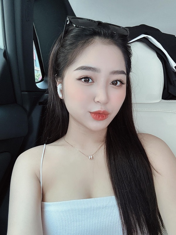 Ảnh hotgirl Lê Phương Uyên sexy 11