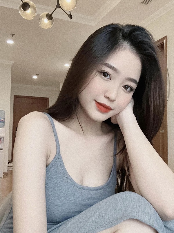 Ảnh hotgirl Lê Phương Uyên sexy 17