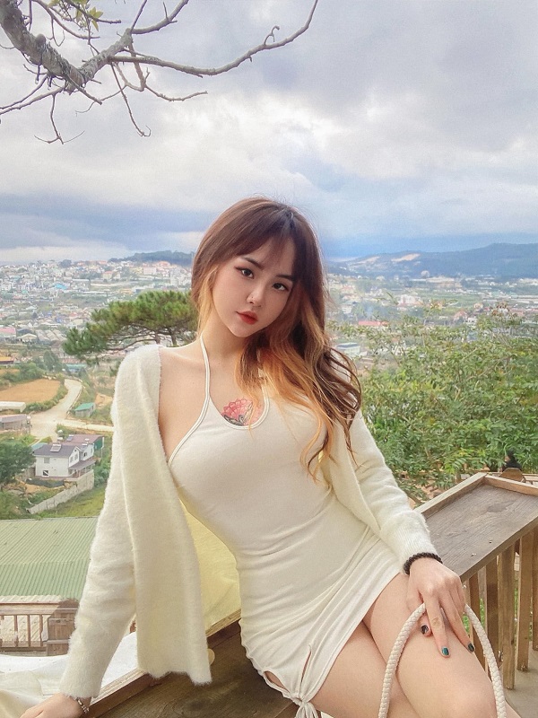 Ảnh hotgirl Phan Thị Nhã Trân sexy 8