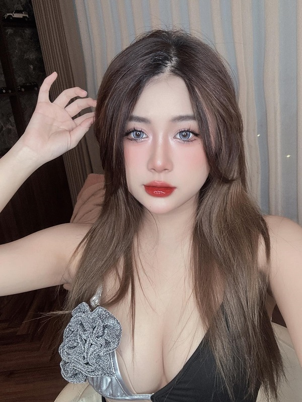 Ảnh hotgirl Quỳnh Nga sexy 10