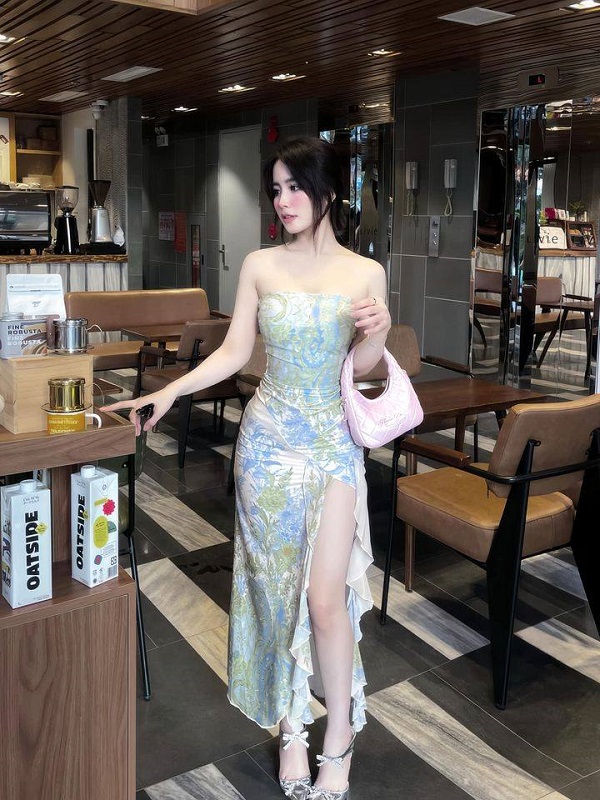 Ảnh tiktoker Linh Tít sexy xinh đẹp 4