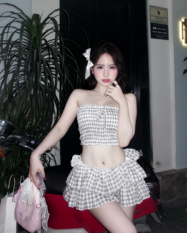 Ảnh tiktoker Linh Tít sexy xinh đẹp 23