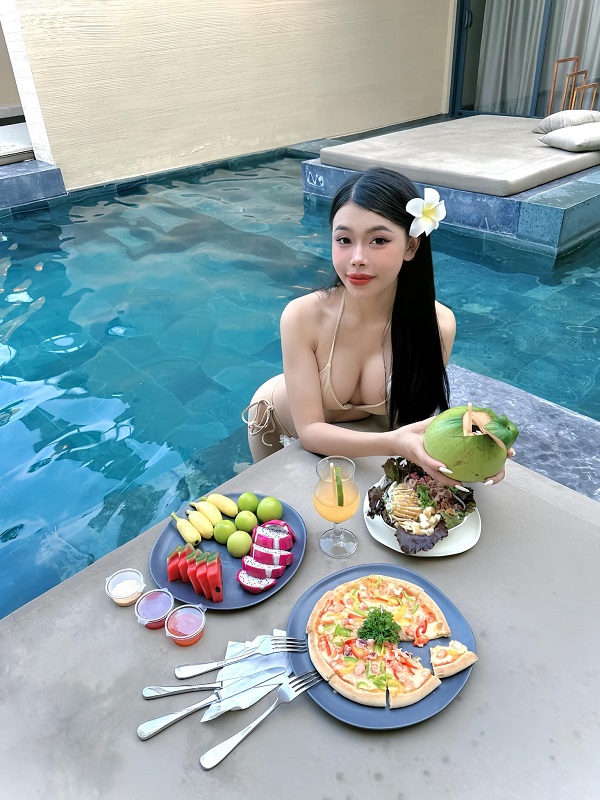 Ảnh Dj Thảo Vy bikini nóng bỏng 9