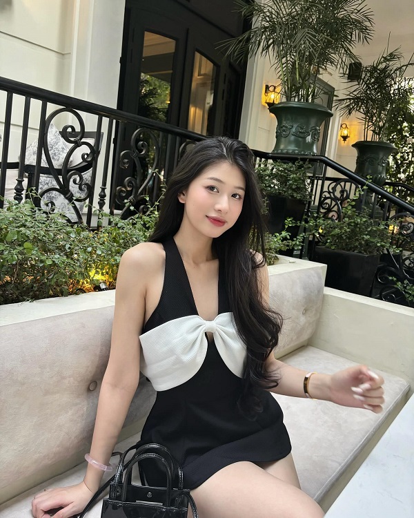 Ảnh Hoàng Hạnh Nguyên sexy gợi cảm 11