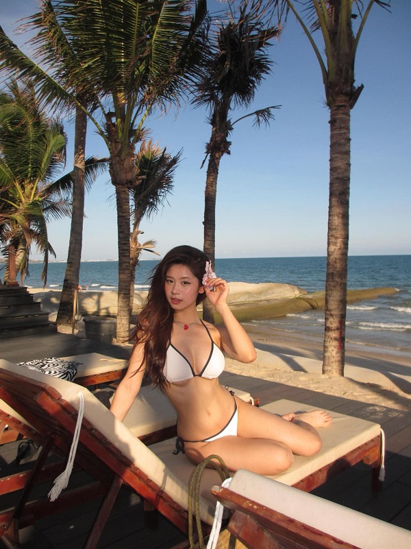 Ảnh hotgirl Hàn Hằng bikini nóng bỏng 17