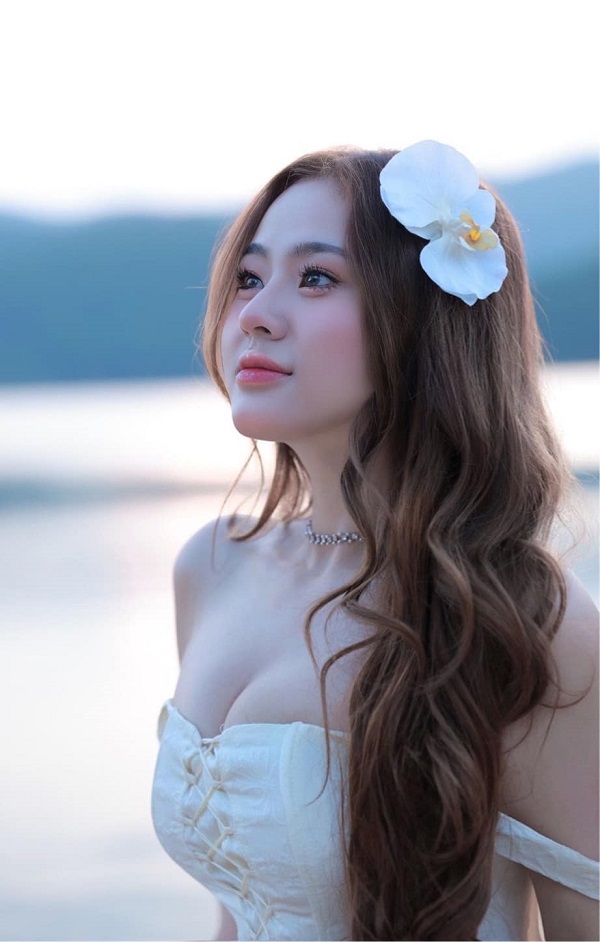 Ảnh hotgirl Hồng Hân sexy 17