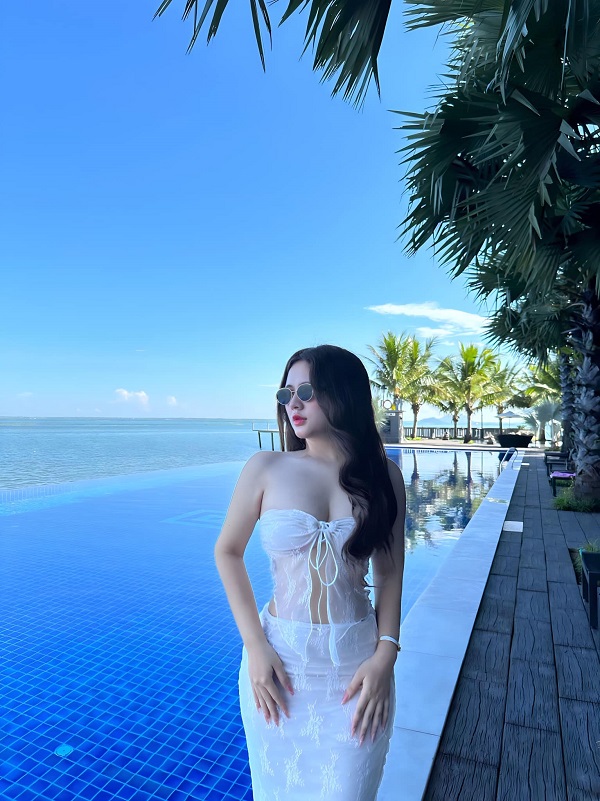 Ảnh hotgirl Hồng Hân sexy 23