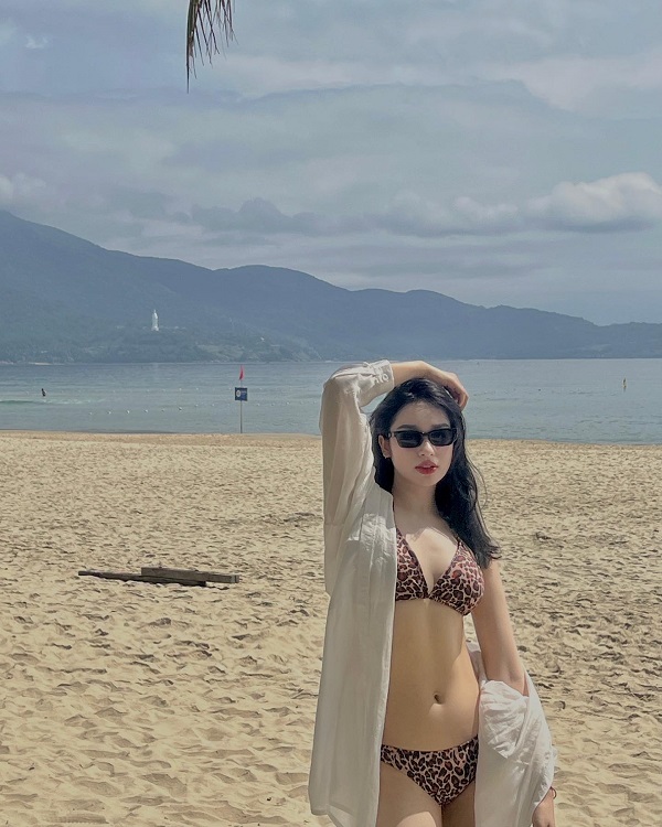 Ảnh hotgirl Hồng Sang bikini 8